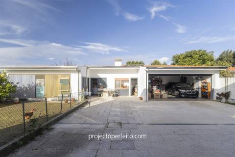 Moradia Isolada T4+1 Venda em São Félix da Marinha,Vila Nova de Gaia