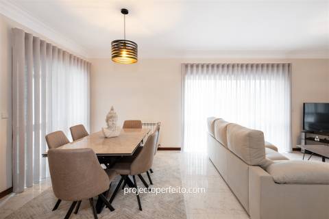 Moradia Geminada T3+1 Venda em Serzedo e Perosinho,Vila Nova de Gaia