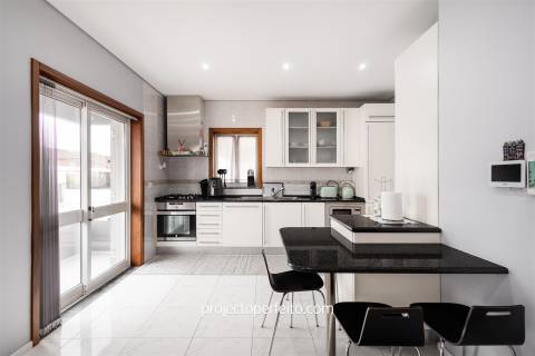 Moradia Geminada T3+1 Venda em Serzedo e Perosinho,Vila Nova de Gaia