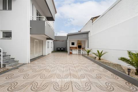 Moradia Geminada T3+1 Venda em Serzedo e Perosinho,Vila Nova de Gaia