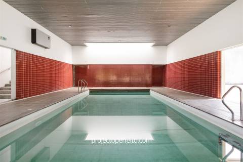 Moradia T3 em Condomínio Fechado com piscina