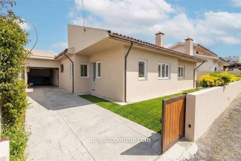 Moradia Isolada T4 Venda em Esmoriz,Ovar