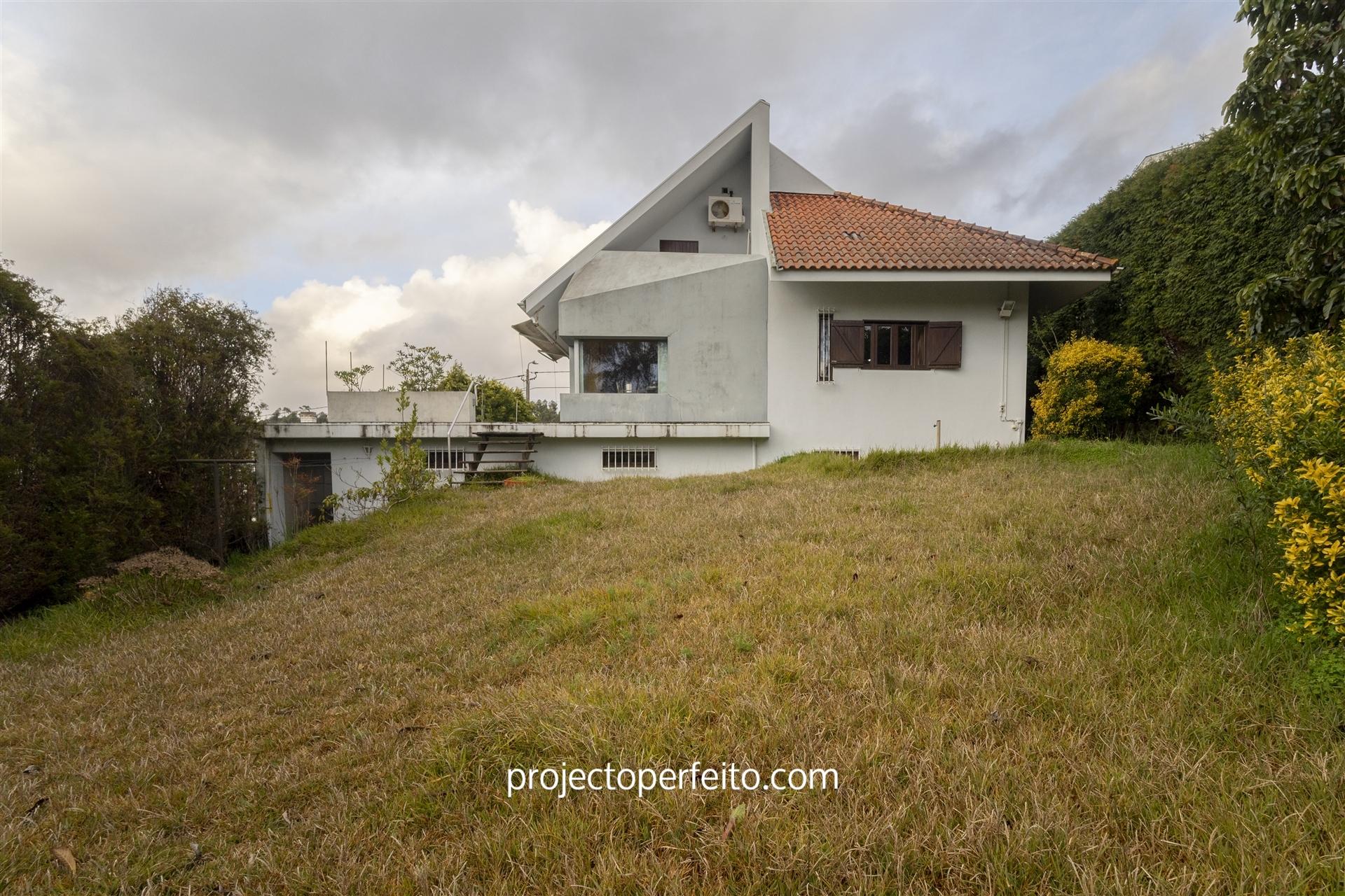 Moradia Isolada T3+2 Venda em São Paio de Oleiros,Santa Maria da Feira