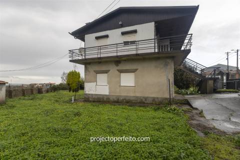 Moradia Isolada T3 Venda em Paramos,Espinho