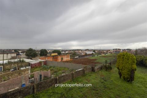 Moradia Isolada T3 Venda em Paramos,Espinho