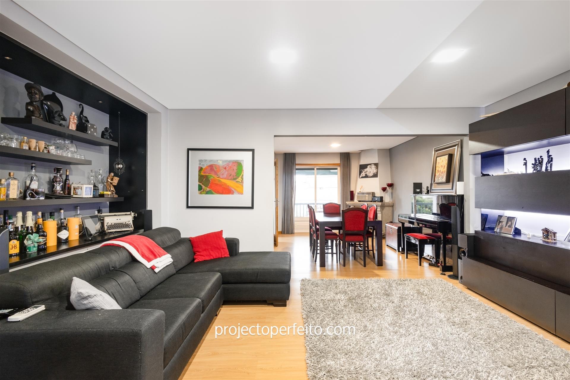 Moradia em Banda T3+1 Venda em Rio Meão,Santa Maria da Feira