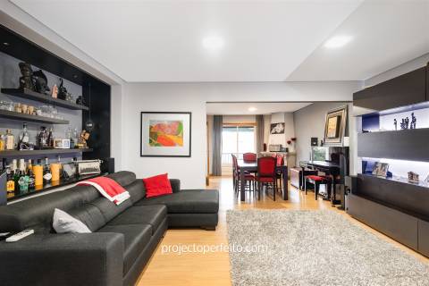 Moradia em Banda T3+1 Venda em Rio Meão,Santa Maria da Feira