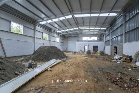 Armazém  Venda em Grijó e Sermonde,Vila Nova de Gaia