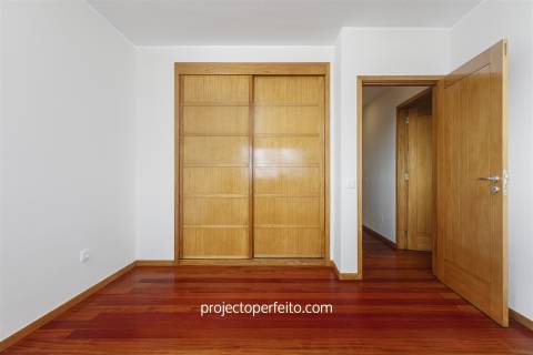 Apartamento T3 DUPLEX Arrendamento em São Félix da Marinha,Vila Nova de Gaia