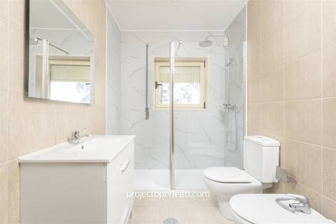 Apartamento T3 DUPLEX Arrendamento em São Félix da Marinha,Vila Nova de Gaia