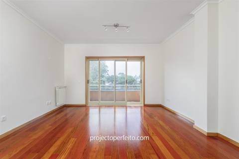 Apartamento T3 DUPLEX Arrendamento em São Félix da Marinha,Vila Nova de Gaia
