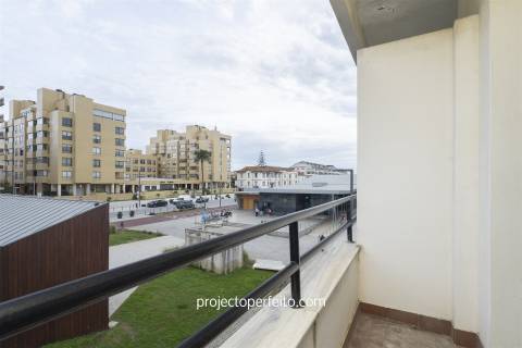 Apartamento T3 Arrendamento em Espinho,Espinho