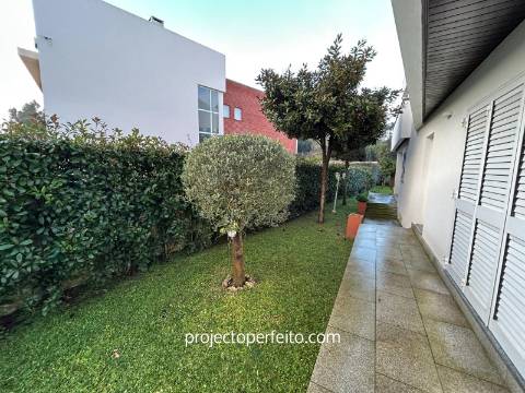 Moradia Isolada T4 Venda em Anta e Guetim,Espinho