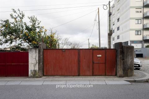 Moradia >=T10 Venda em Mafamude e Vilar do Paraíso,Vila Nova de Gaia