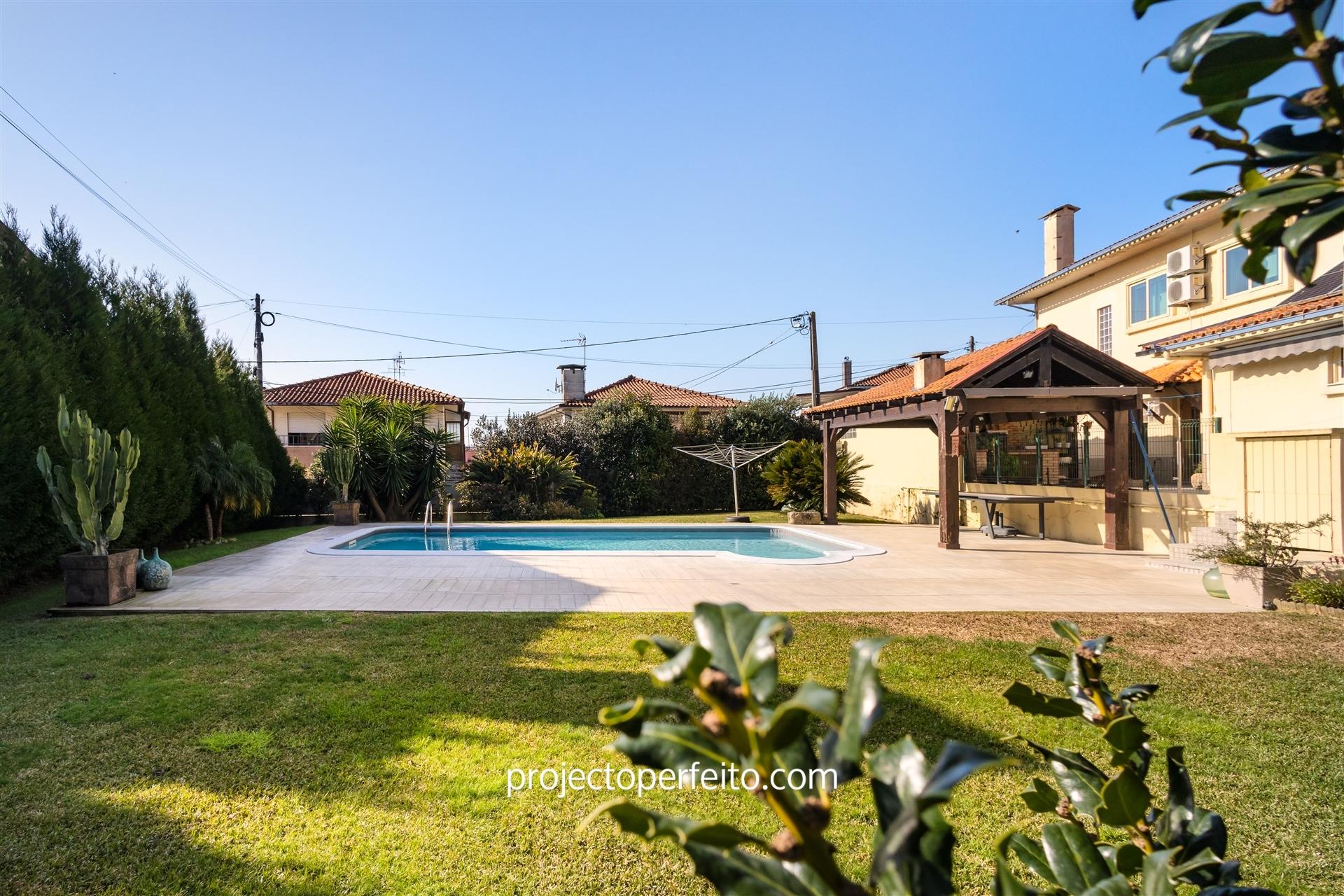 Moradia T4 Venda em Oliveira de Azeméis, Santiago de Riba-Ul, Ul, Macinhata da Seixa e Madail,Oliveira de Azeméis