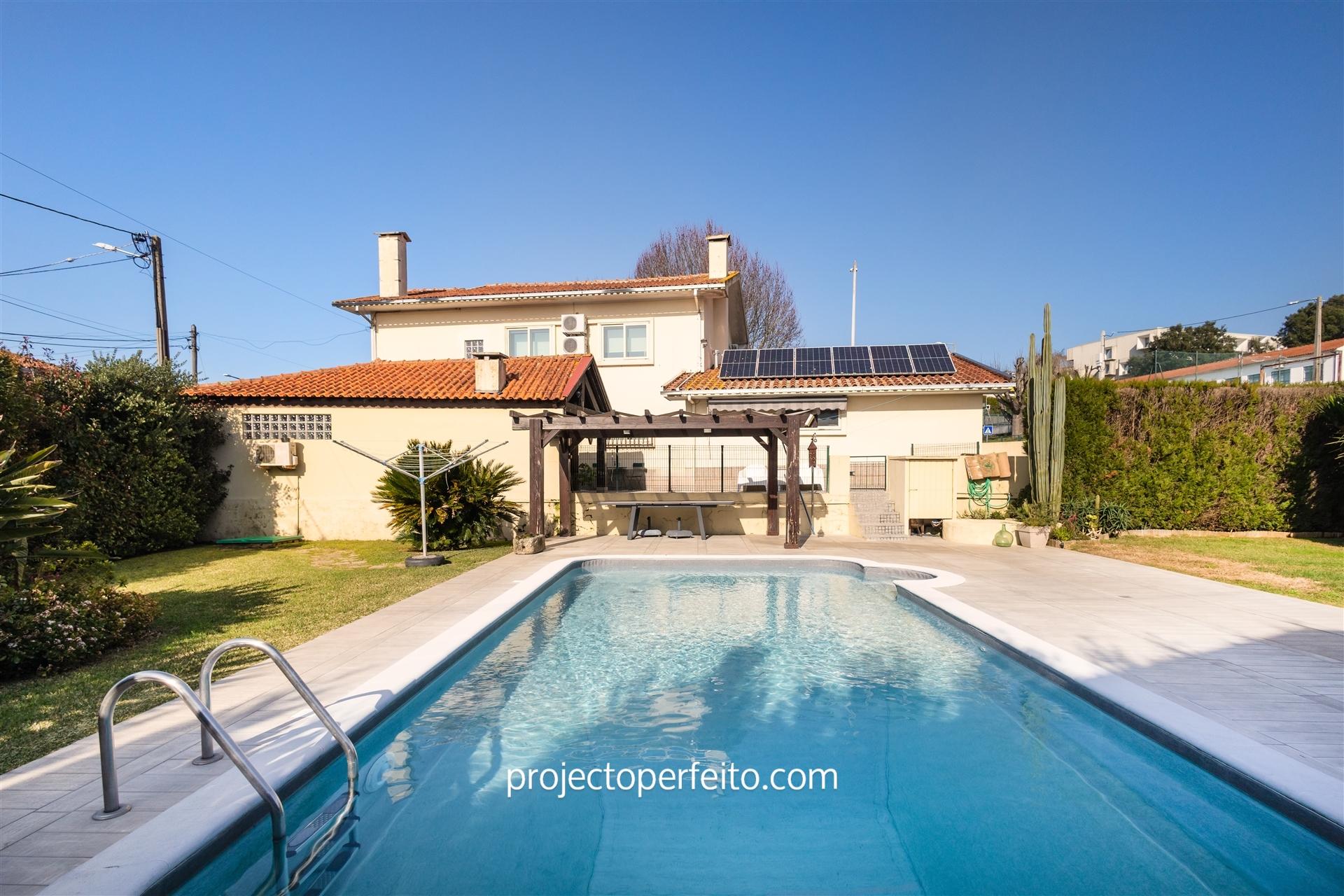 Moradia T4 Venda em Oliveira de Azeméis, Santiago de Riba-Ul, Ul, Macinhata da Seixa e Madail,Oliveira de Azeméis