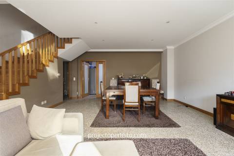 Moradia em Banda T3+1 Venda em São Félix da Marinha,Vila Nova de Gaia