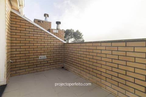 Moradia em Banda T3+1 Venda em São Félix da Marinha,Vila Nova de Gaia