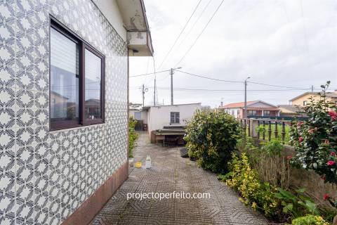 Moradia Isolada T3 Venda em Paramos,Espinho