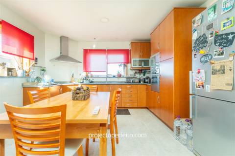 Moradia Geminada T3+1 Venda em Argoncilhe,Santa Maria da Feira