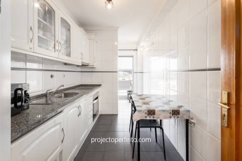 Apartamento T2 para venda em São João de Ver, Suil Parque.