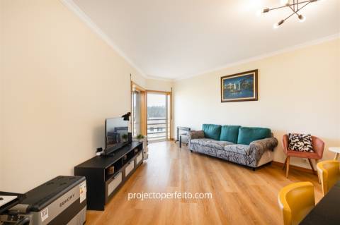 Apartamento T2 para venda em São João de Ver, Suil Parque.