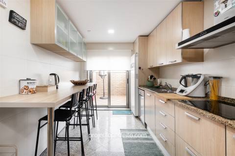 Moradia de tipologia T4+1 para venda em Perosinho, Vila Nova de Gaia