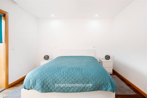 Moradia de tipologia T4+1 para venda em Perosinho, Vila Nova de Gaia