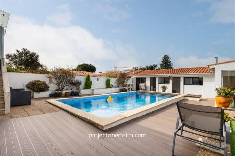 Moradia Geminada T4 Venda em São Félix da Marinha,Vila Nova de Gaia