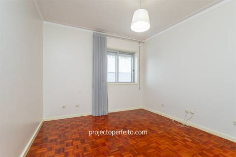 Moradia T3 Venda em Mafamude e Vilar do Paraíso,Vila Nova de Gaia