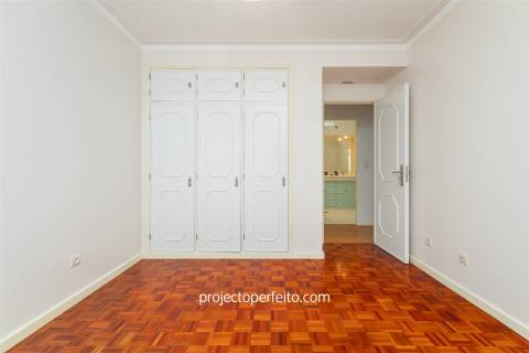 Moradia T3 Venda em Mafamude e Vilar do Paraíso,Vila Nova de Gaia