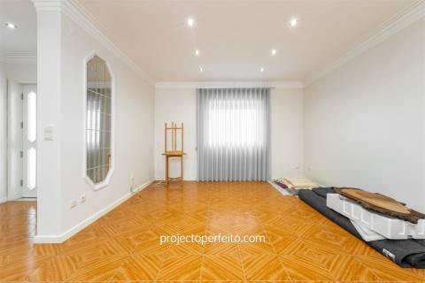 Moradia T3 Venda em Mafamude e Vilar do Paraíso,Vila Nova de Gaia