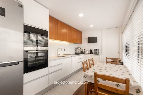 Moradia em Banda T3+1 Venda em São Félix da Marinha,Vila Nova de Gaia