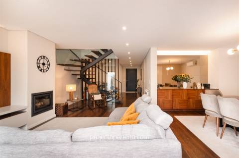 Moradia em Banda T3+1 Venda em São Félix da Marinha,Vila Nova de Gaia