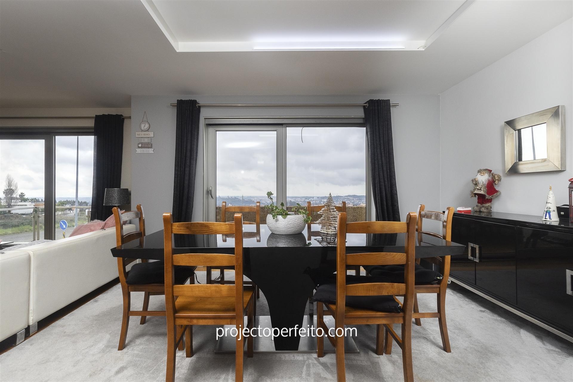 Moradia Isolada T3+3 Venda em Escapães,Santa Maria da Feira