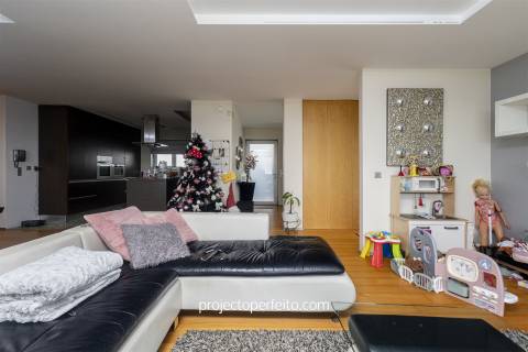 Moradia Isolada T3+3 Venda em Escapães,Santa Maria da Feira