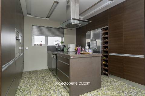 Moradia Isolada T3+3 Venda em Escapães,Santa Maria da Feira