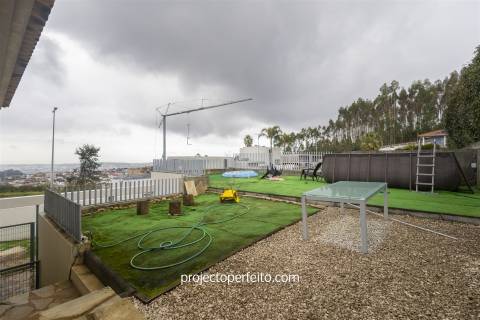 Moradia Isolada T3+3 Venda em Escapães,Santa Maria da Feira