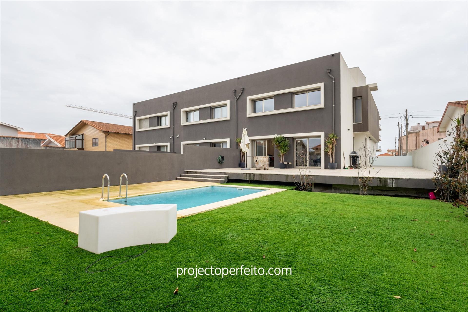 Moradia Geminada T4 Venda em Esmoriz,Ovar