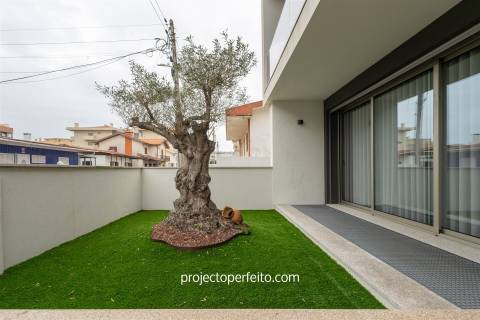 Moradia Geminada T4 Venda em Esmoriz,Ovar