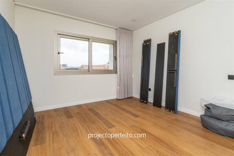 Moradia Geminada T4 Venda em Esmoriz,Ovar