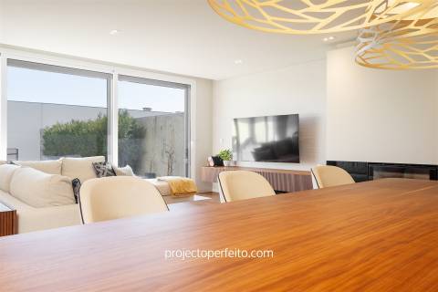 Moradia Geminada T4+1 Venda em Gulpilhares e Valadares,Vila Nova de Gaia