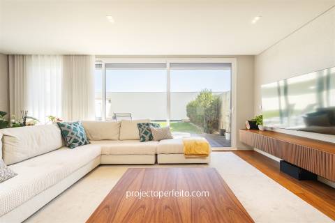 Moradia Geminada T4+1 Venda em Gulpilhares e Valadares,Vila Nova de Gaia