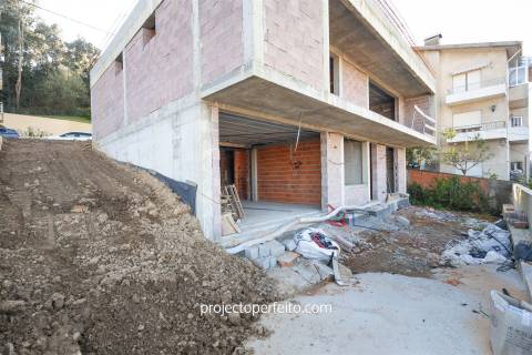 Moradia T3+1 Venda em Alfena,Valongo