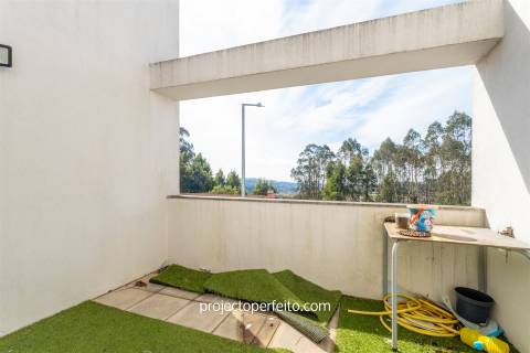Andar Moradia T3 DUPLEX Venda em Mozelos,Santa Maria da Feira