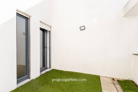 Andar Moradia T3 DUPLEX Venda em Mozelos,Santa Maria da Feira