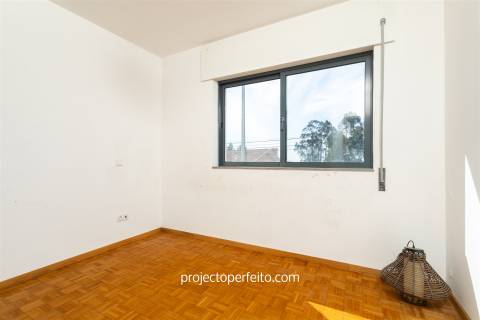 Andar Moradia T3 DUPLEX Venda em Mozelos,Santa Maria da Feira