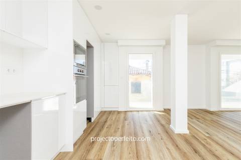 Apartamento T2 Arrendamento em Espinho,Espinho