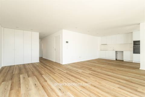 Apartamento T2 Arrendamento em Espinho,Espinho