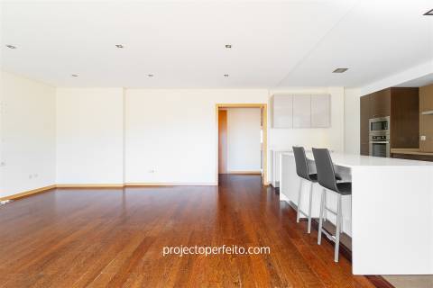 Apartamento T4 Venda em Santa Maria da Feira, Travanca, Sanfins e Espargo,Santa Maria da Feira